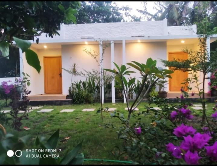Lembar  Cemare Cottage מראה חיצוני תמונה